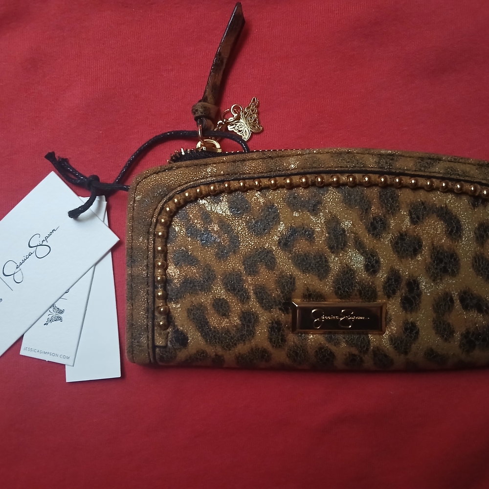 NWT Jessica Simpson Leopard Print Zip Around Wallet Wristlet Brown Gold Studded - Picture 2 of 7